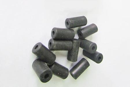 脫模劑在橡膠制品成型中的影響 關(guān)鍵作用與考量